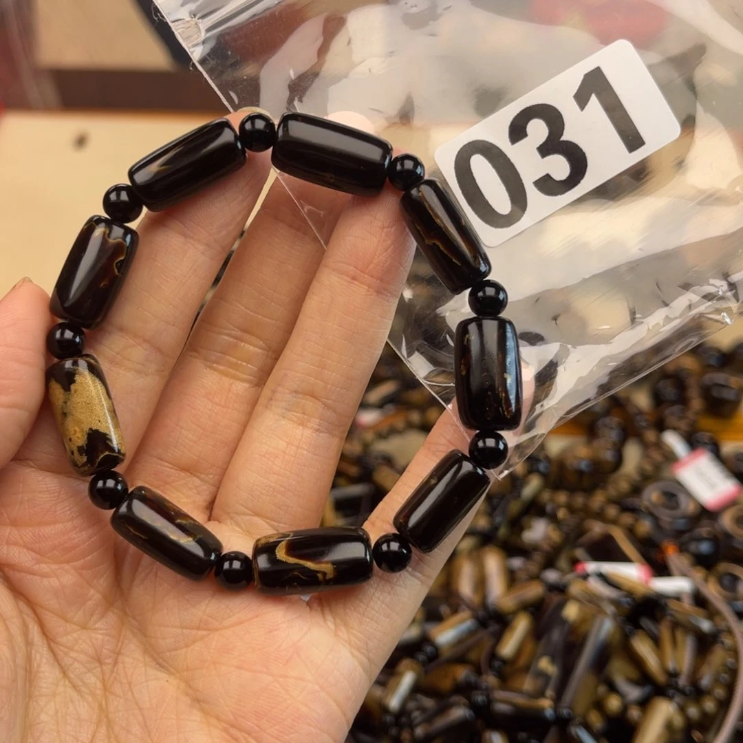 大果紫檀（缅甸花梨）031