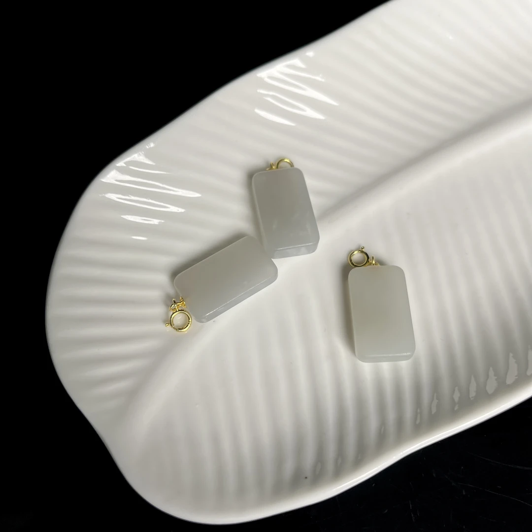 烟紫和田玉无事牌万能扣头21*12 DZ393多样性发其一精致