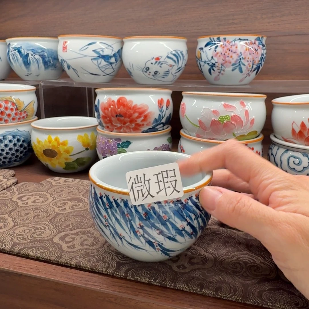 釉下手绘茶具微瑕