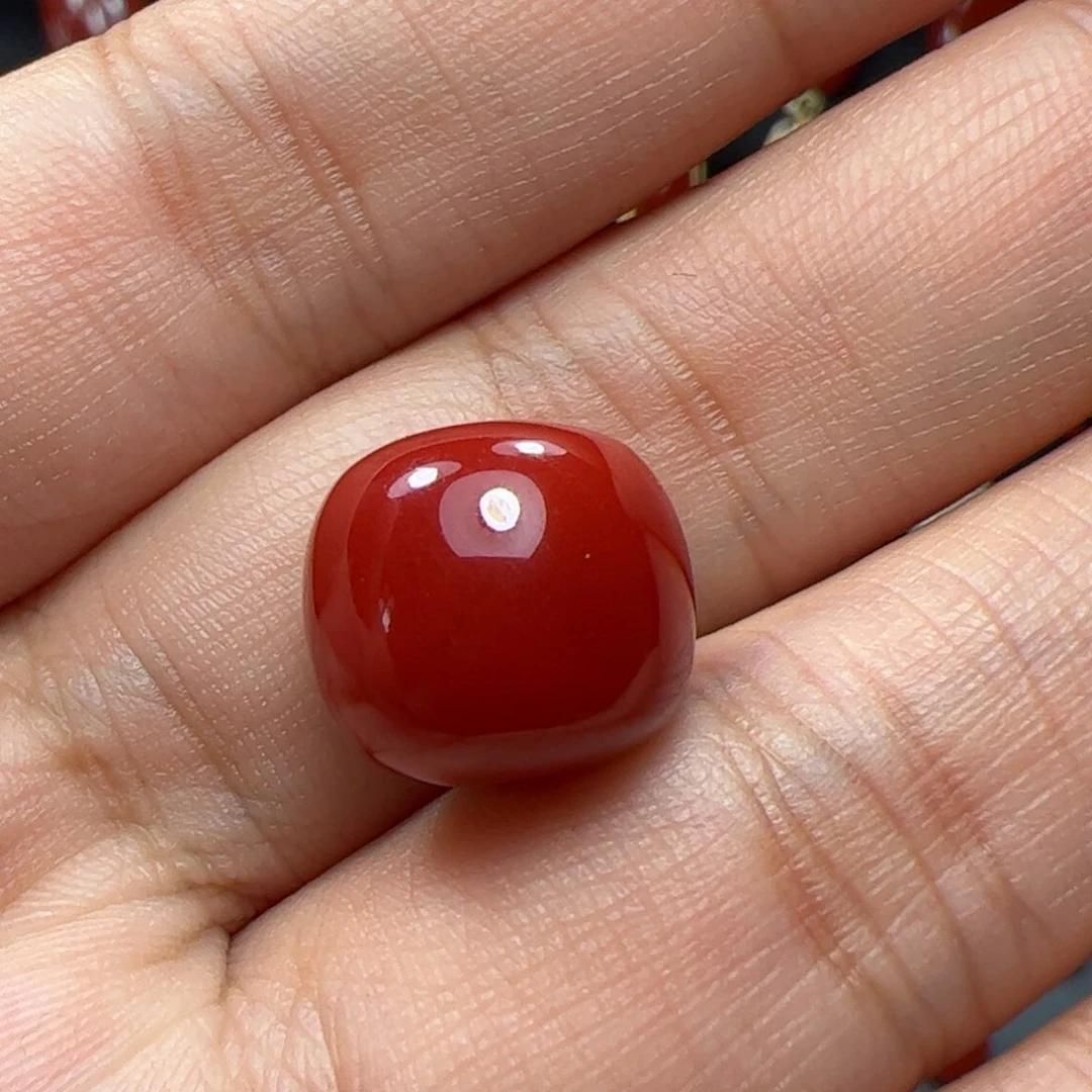 南红玛瑙珠子未镶嵌土**○