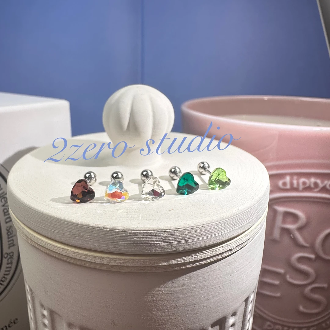 6mm爆闪华子爱心钛钢新款爆款高级感气质轻奢耳钉耳钉夏天高级感