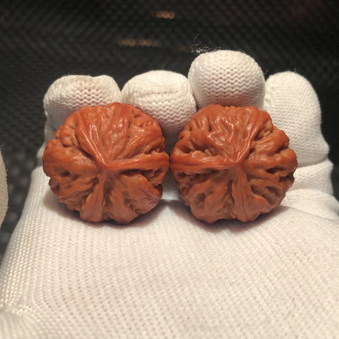 【奔驰三棱】粗筋京八棱手捻 秋子 文玩核桃野生天然