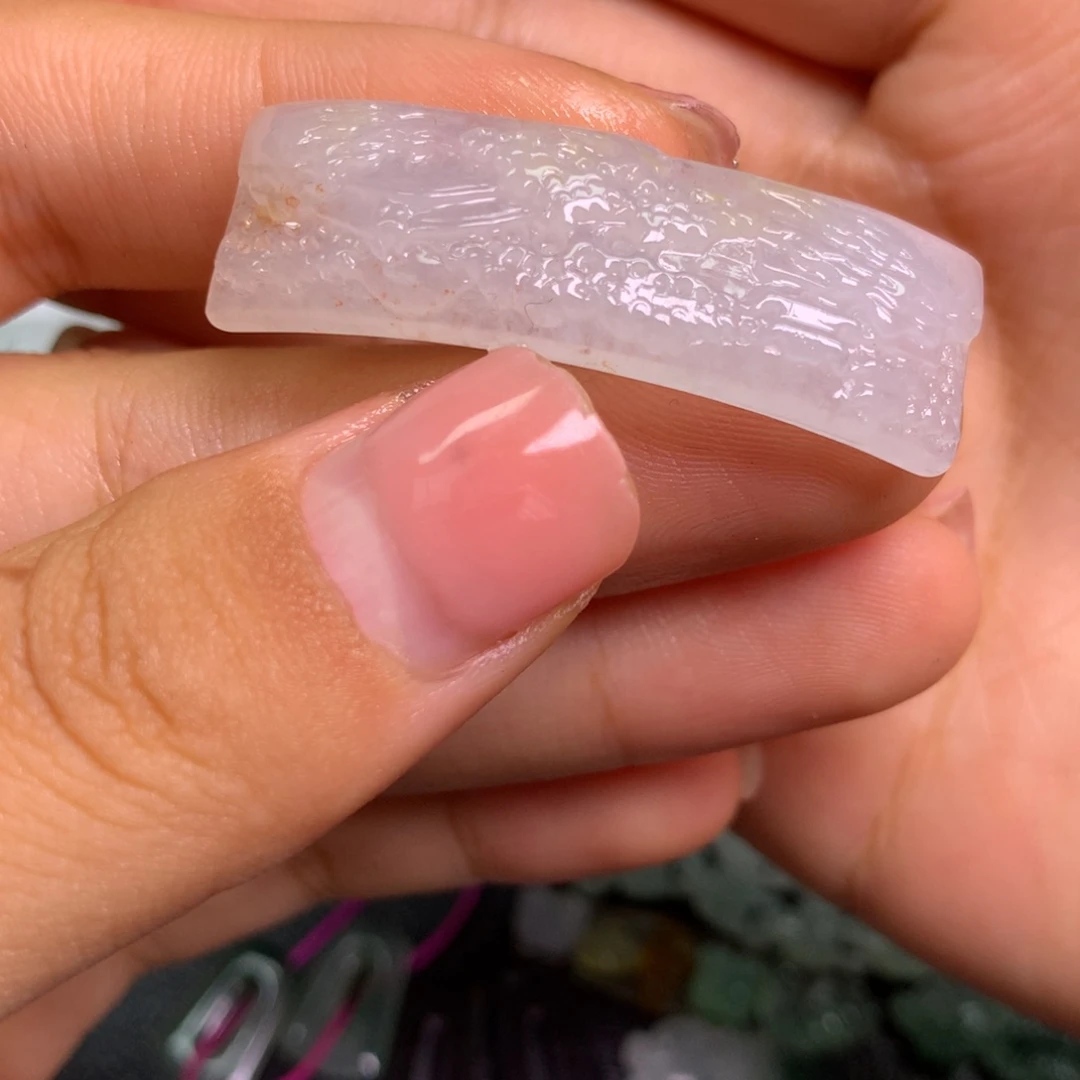 定制翡翠未镶嵌手牌