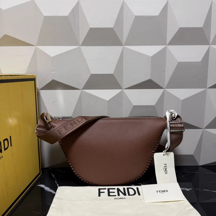 未使用/芬迪/C14044327552/[PY1223B0023]