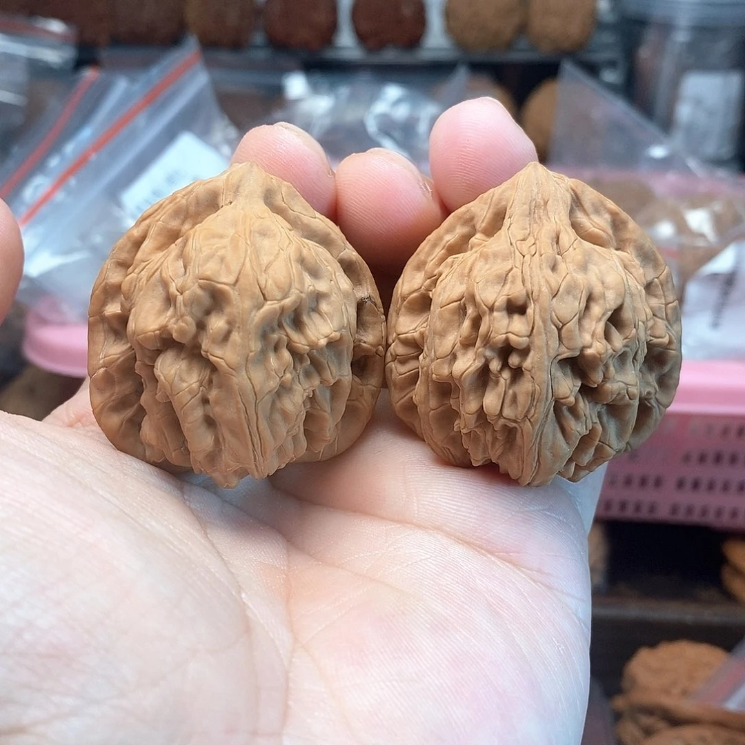 1文玩核桃龙门柱40-253