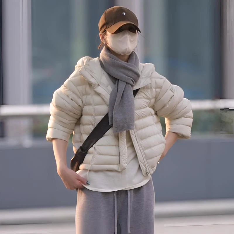 2025年冬季新款90白鸭绒连帽羽绒服女短款时尚排骨款小个子个性