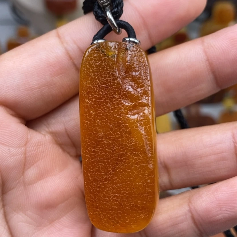 【闪购商品】未镶嵌颈饰琥珀