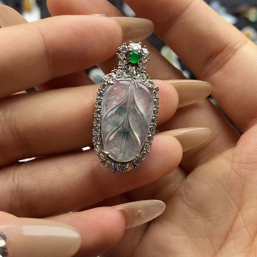 翡翠未镶嵌戒指翡翠