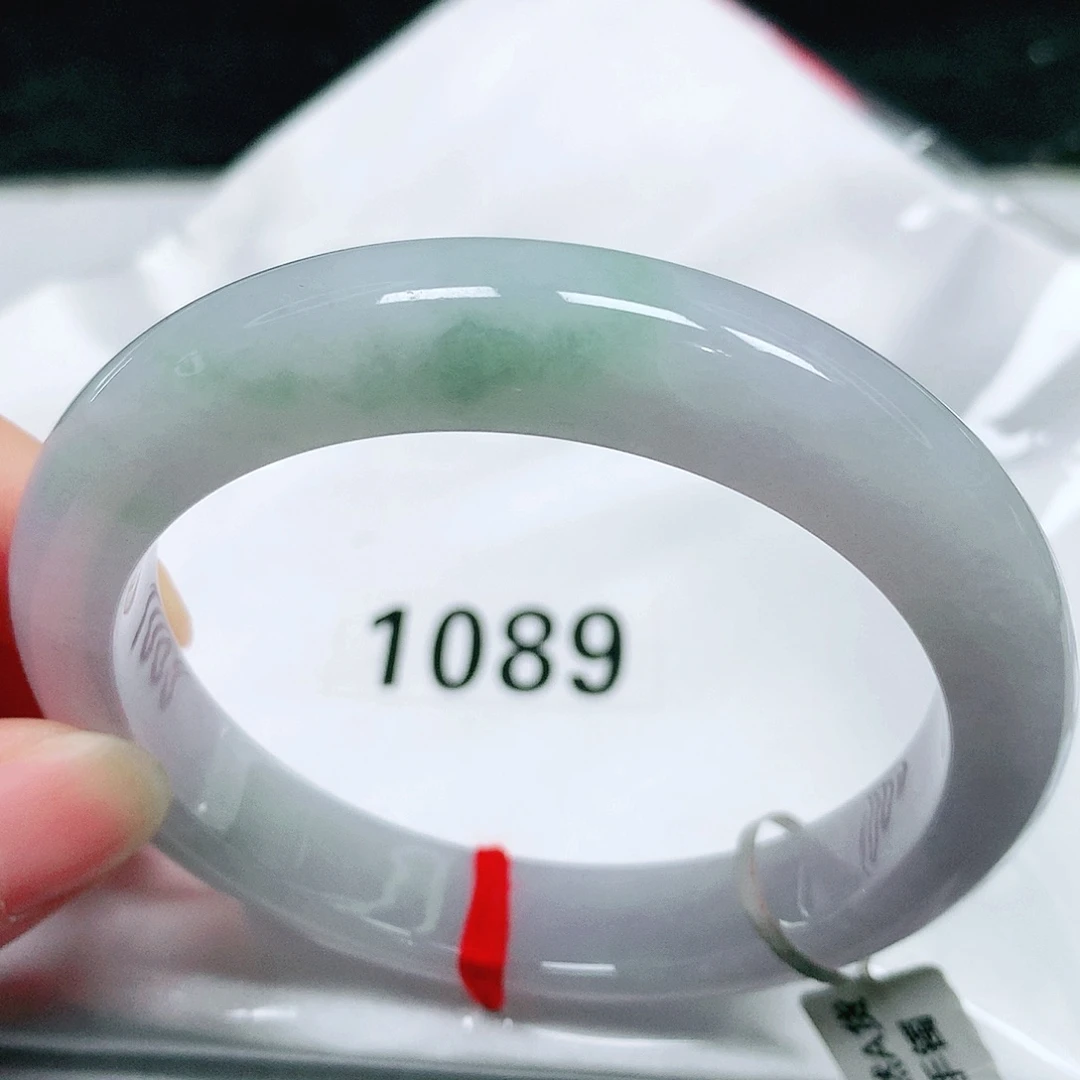 翡翠未镶嵌手镯69 号翡翠手镯