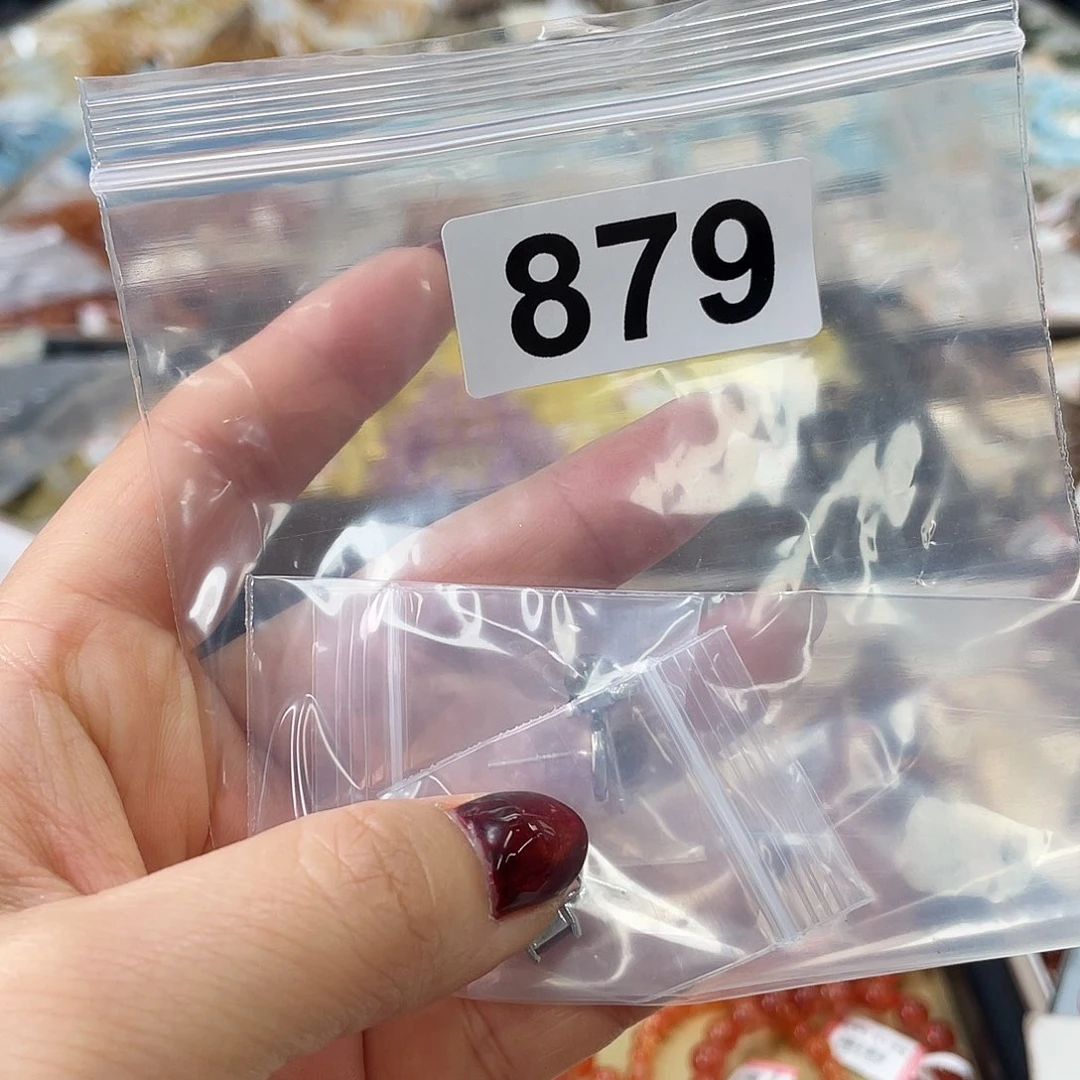 ****捏水晶未镶嵌手串耳钉879。