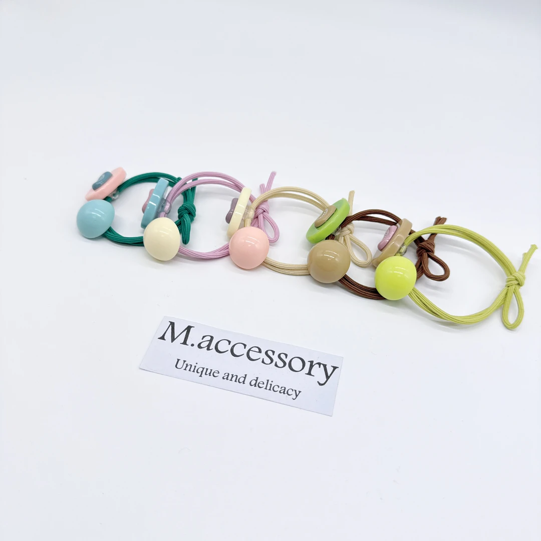 Mi33 韩版饰品 彩球字母圆标发绳发圈 Q065004