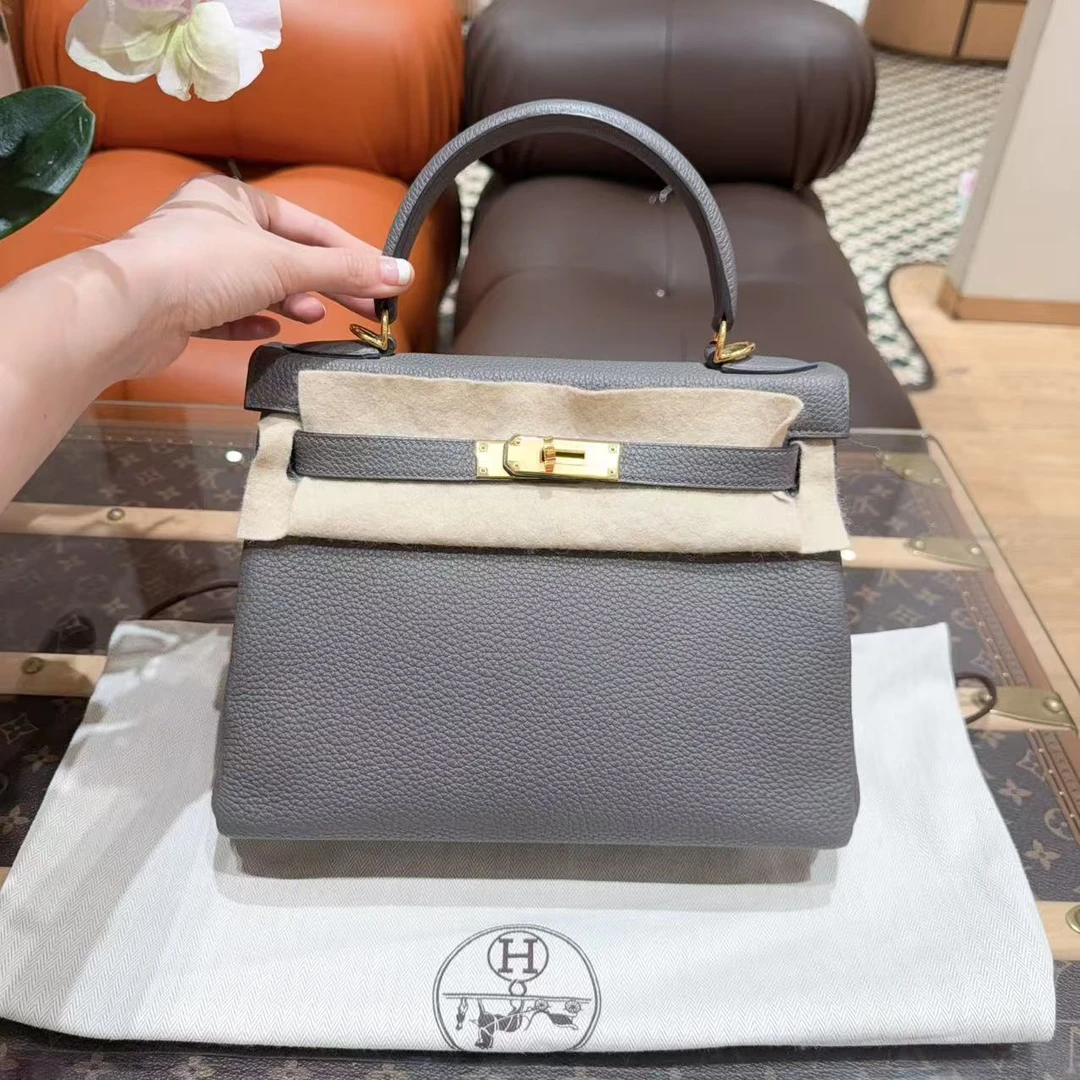 99新 Hermes/爱马仕 Kelly 28  8F锡器灰金扣 Togo皮 Y刻