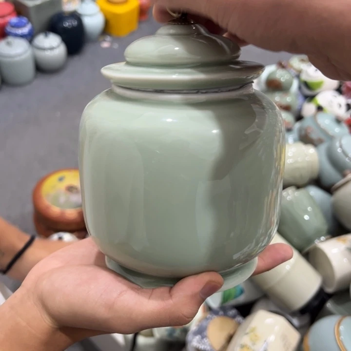 瑕疵福利品陶瓷茶叶罐不影响使用介意勿拍