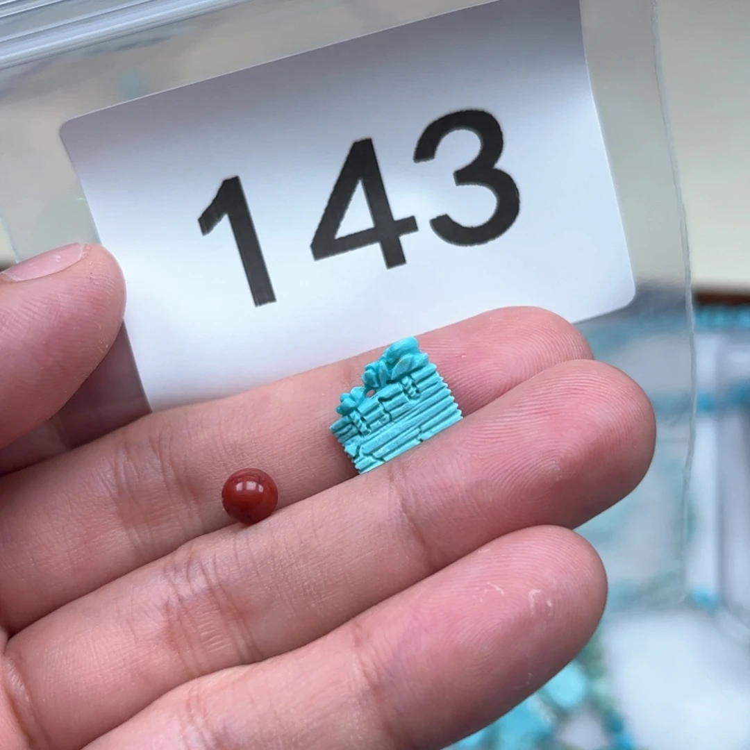 南红玛瑙未镶嵌珠宝奇石