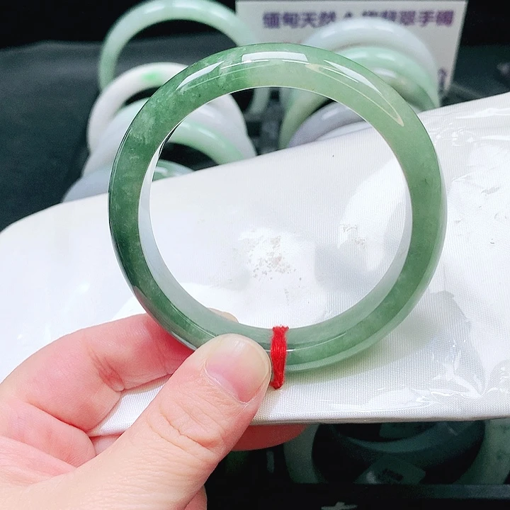 翡翠未镶嵌手镯0145
