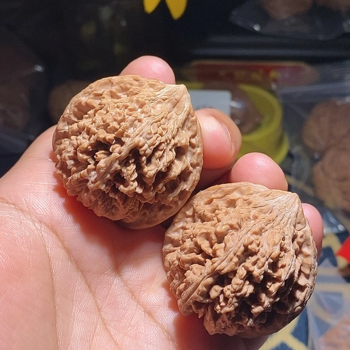【闪购商品】文玩核桃吊坠春***满天星