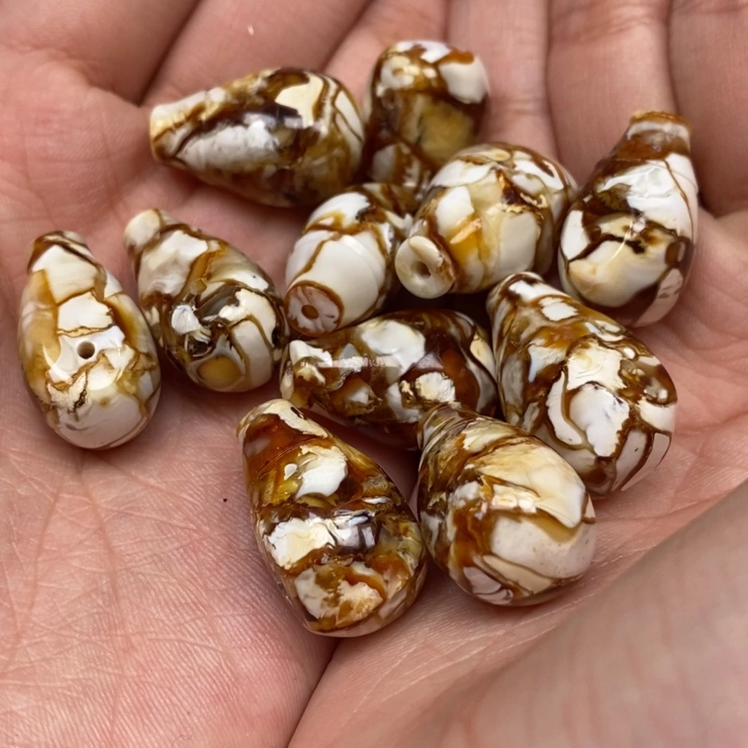 【新人专享】沁色蜜蜡三通