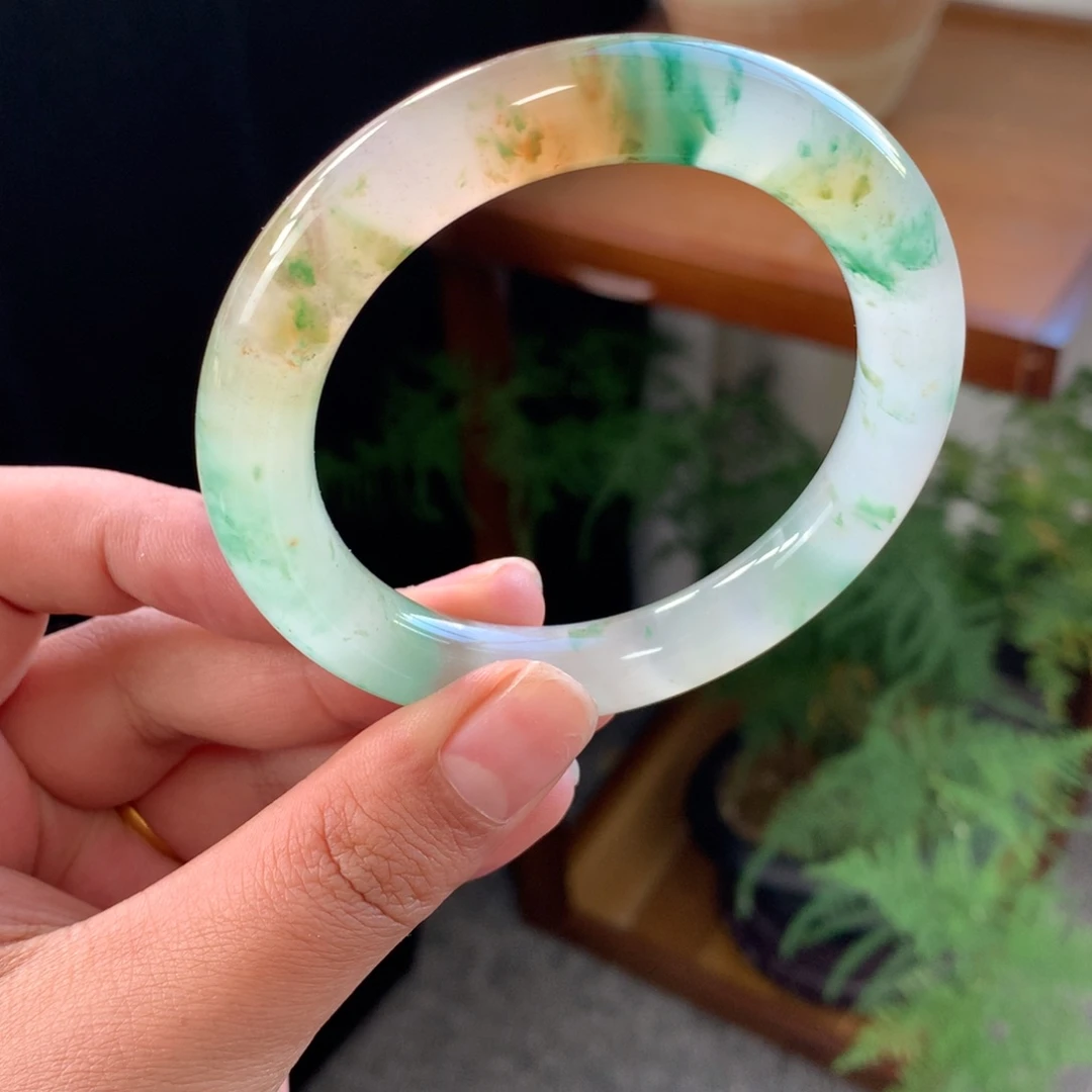 石英质玉未镶嵌手镯