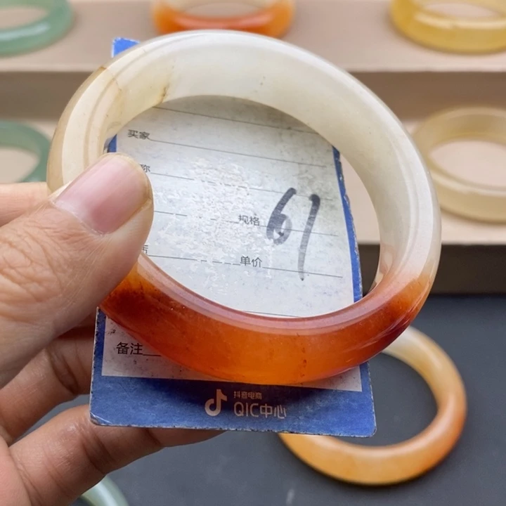 石英质玉未镶嵌手镯