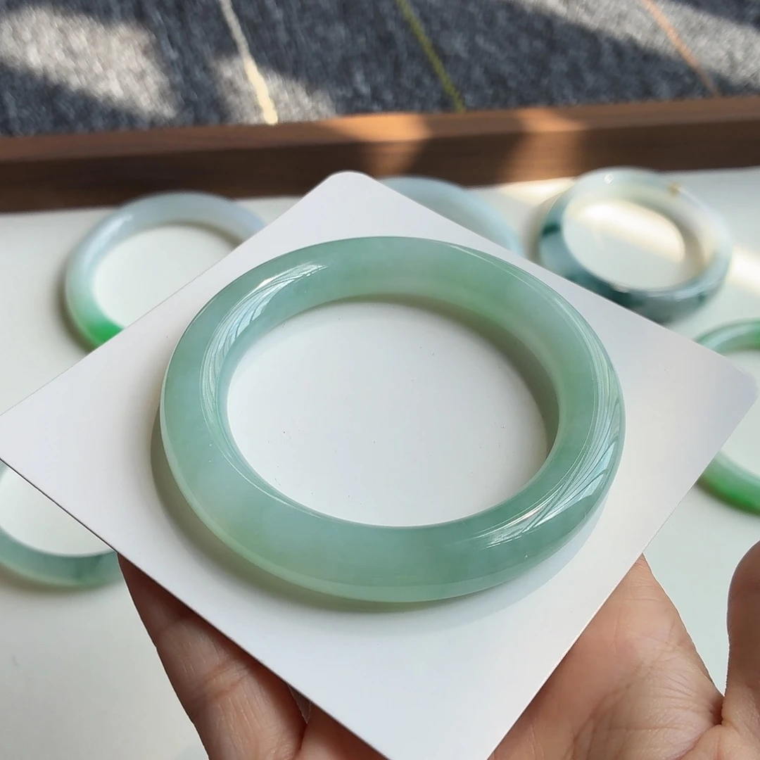 未镶嵌手镯翡翠圆条57.2