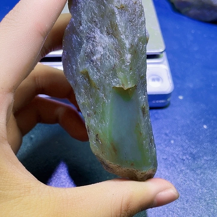 未镶嵌和田玉（糖玉）珠宝半成品