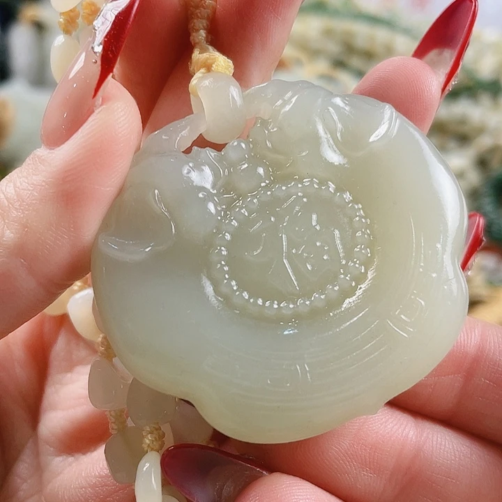 未镶嵌和田玉挂件