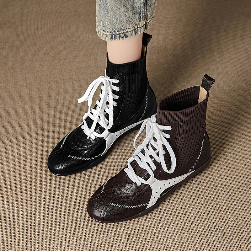 2025年秋冬新款学院风英伦弹力瘦瘦靴子休闲平底舒适时尚棕色短靴