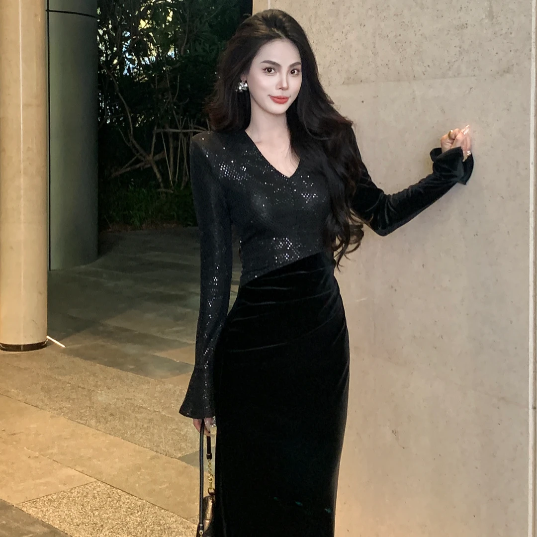 秋冬新款气质高级拼接亮片连衣裙V领显瘦收腰高级连衣裙