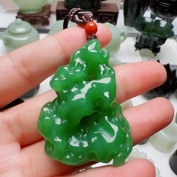 未镶嵌和田玉（碧玉）挂件