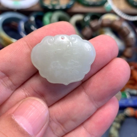 【闪购商品】颈饰未镶嵌翡翠