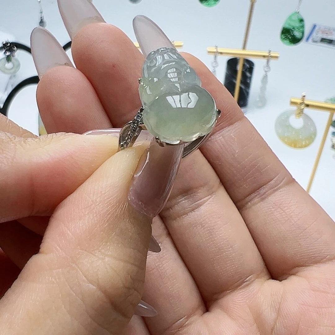银S925镶嵌翡翠耳饰天然缅甸A货翡翠
