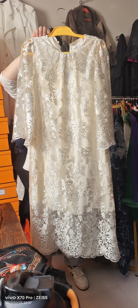 法式气质蕾丝连衣裙优雅甜美风时尚百搭长款女装