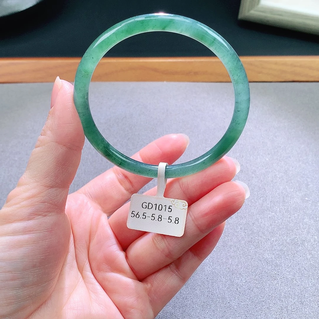 翡翠未镶嵌手镯天然翡翠手镯a货