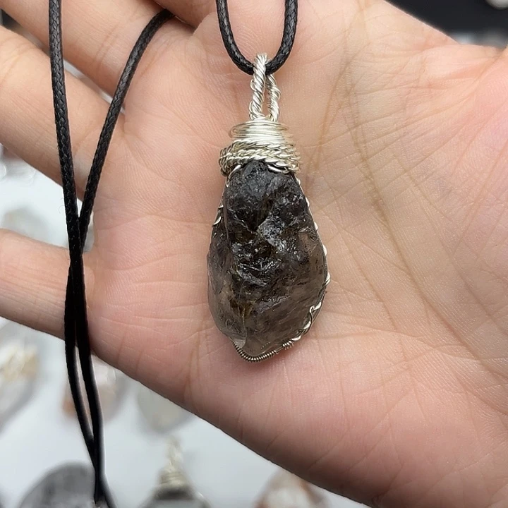 水晶未镶嵌颈饰黑闪灵钻项链