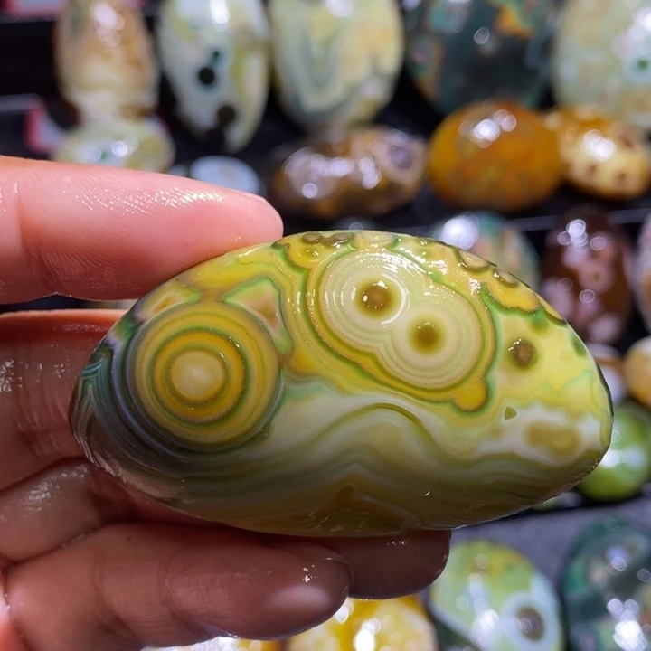 未镶嵌玛瑙/玉髓珠宝奇石