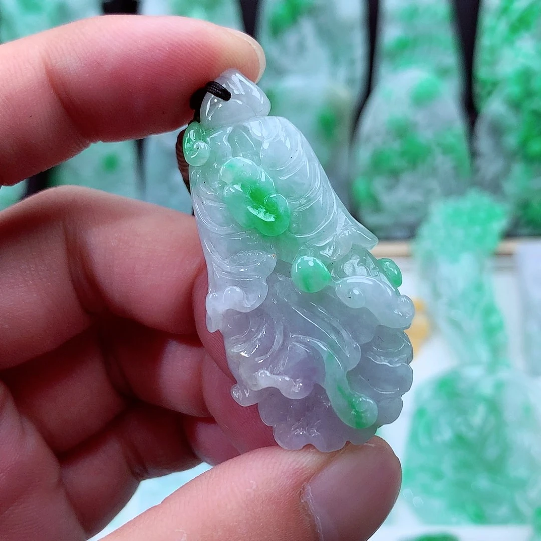 翡翠未镶嵌颈饰翡翠吊坠