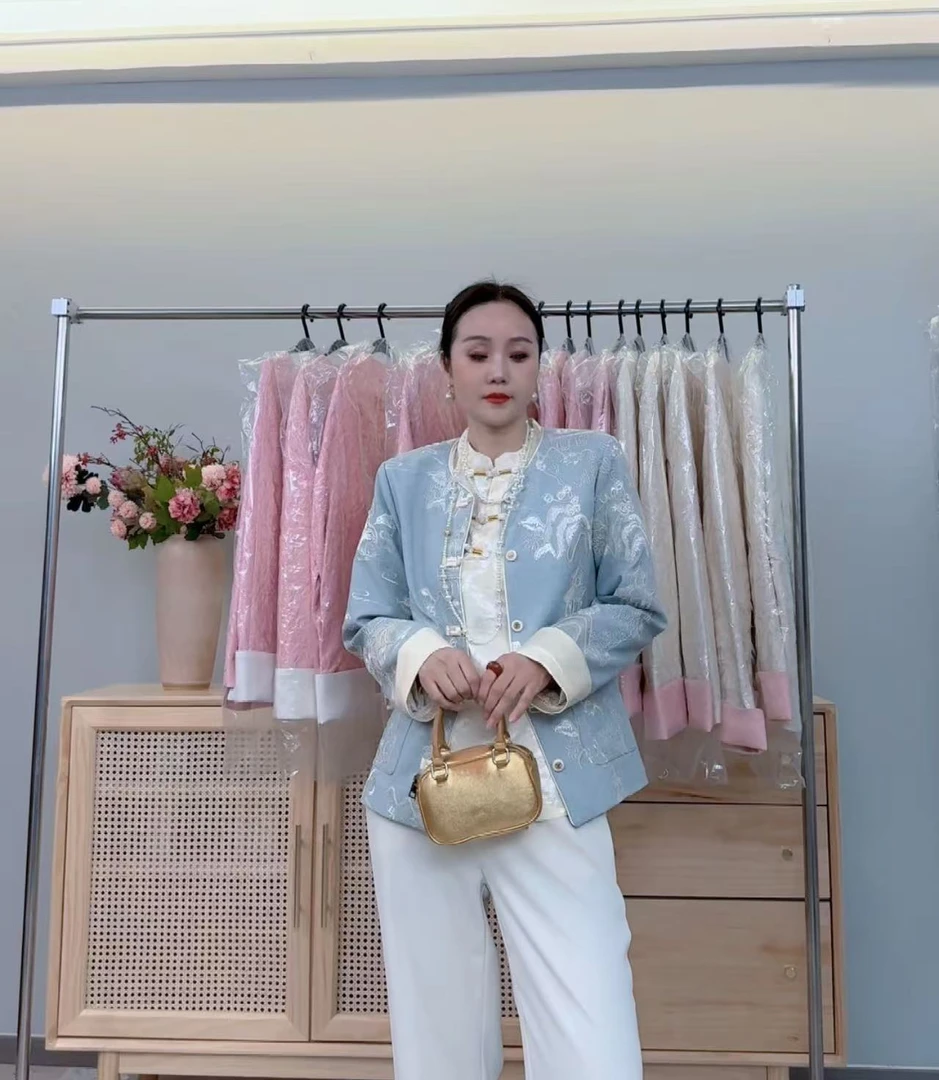 春季新款国风刺绣圆领短款外套25-021