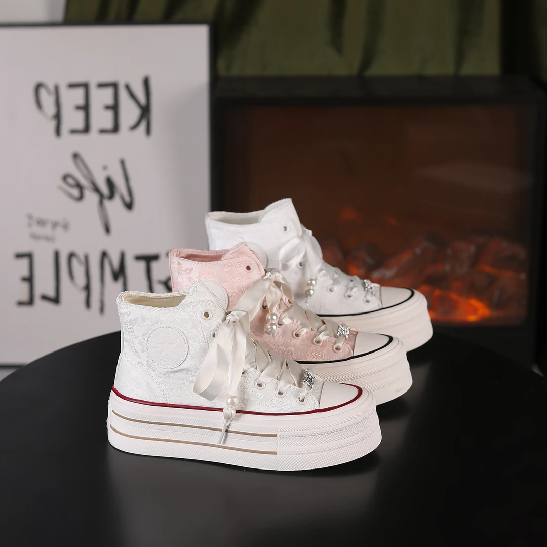 【阿布潮鞋】增高5cm时尚百搭女士休闲鞋24302-1