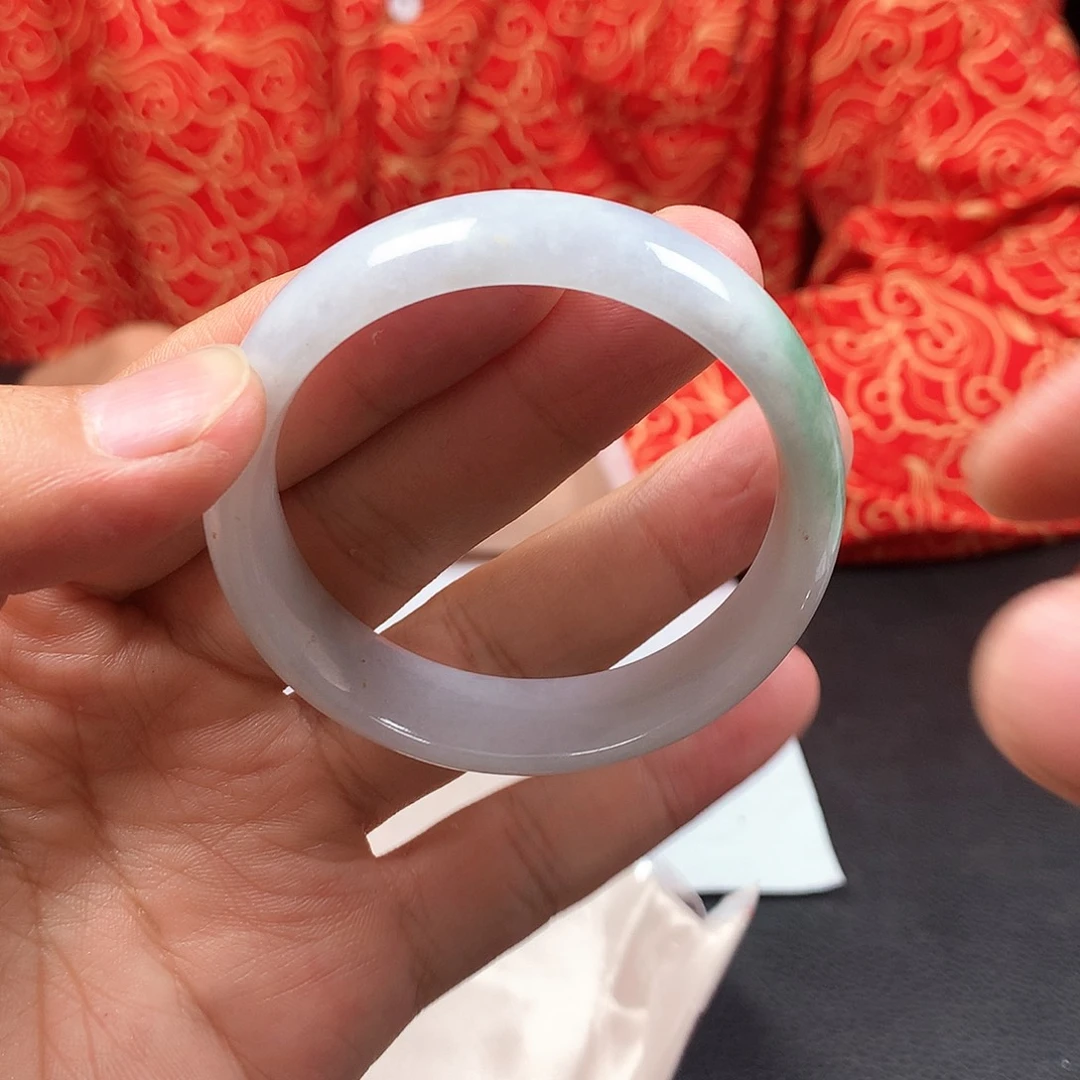 翡翠未镶嵌手镯翡翠手镯