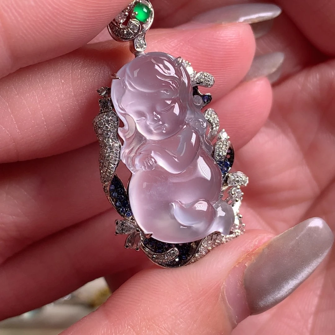 翡翠18K金镶嵌颈饰吊坠