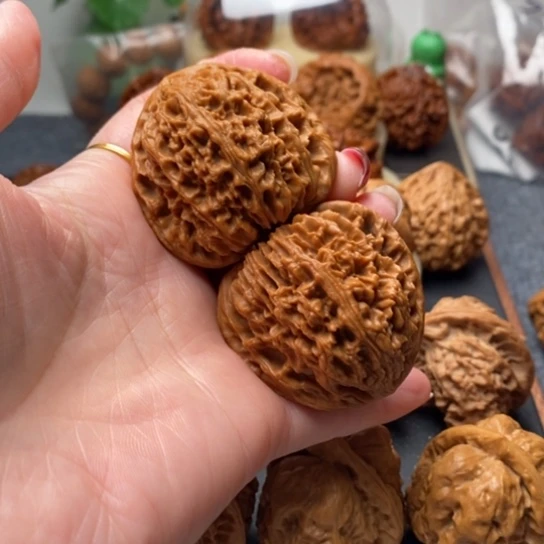 吊坠文玩核桃45南疆石精配