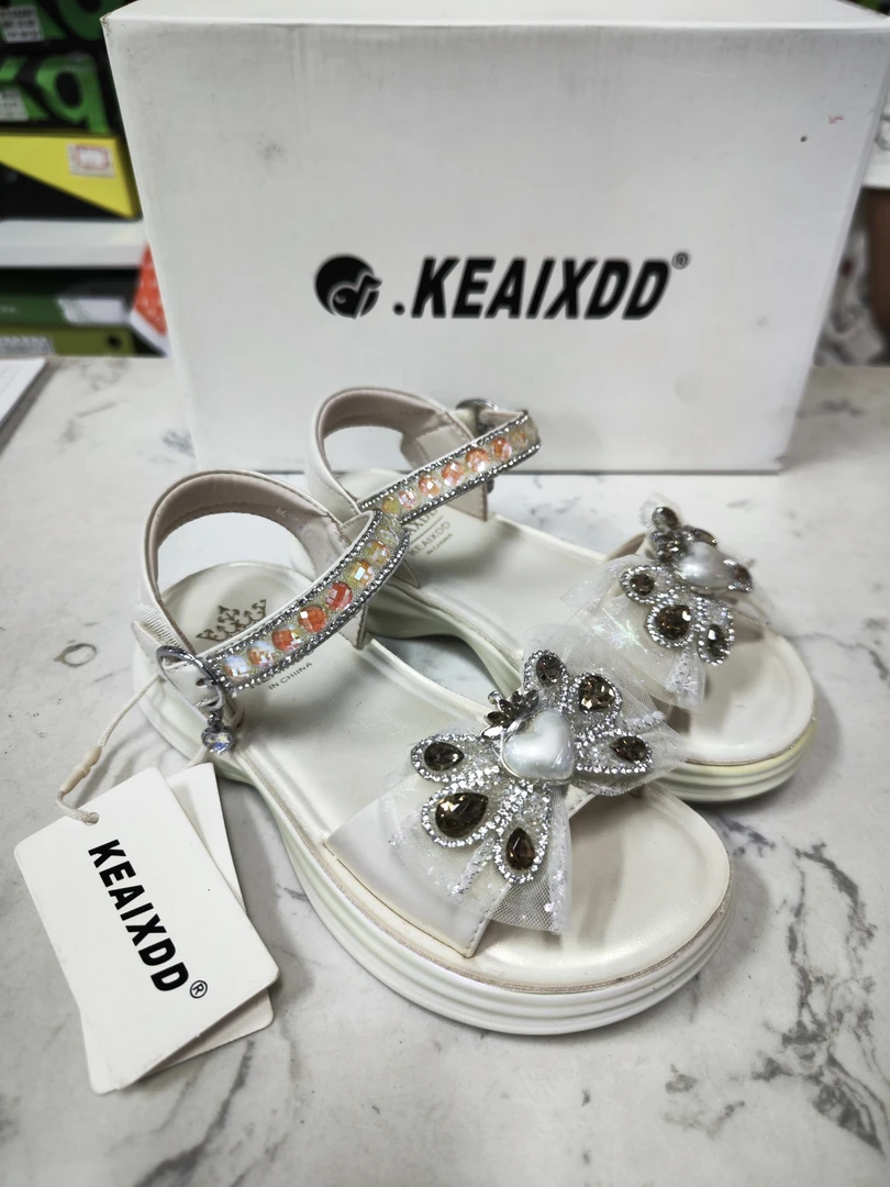 【直播链接】温州童鞋实体店断码青仓偶微瑕介意忽拍on退on换