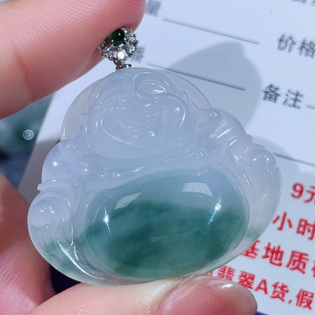 翡翠18K金镶嵌颈饰佛公