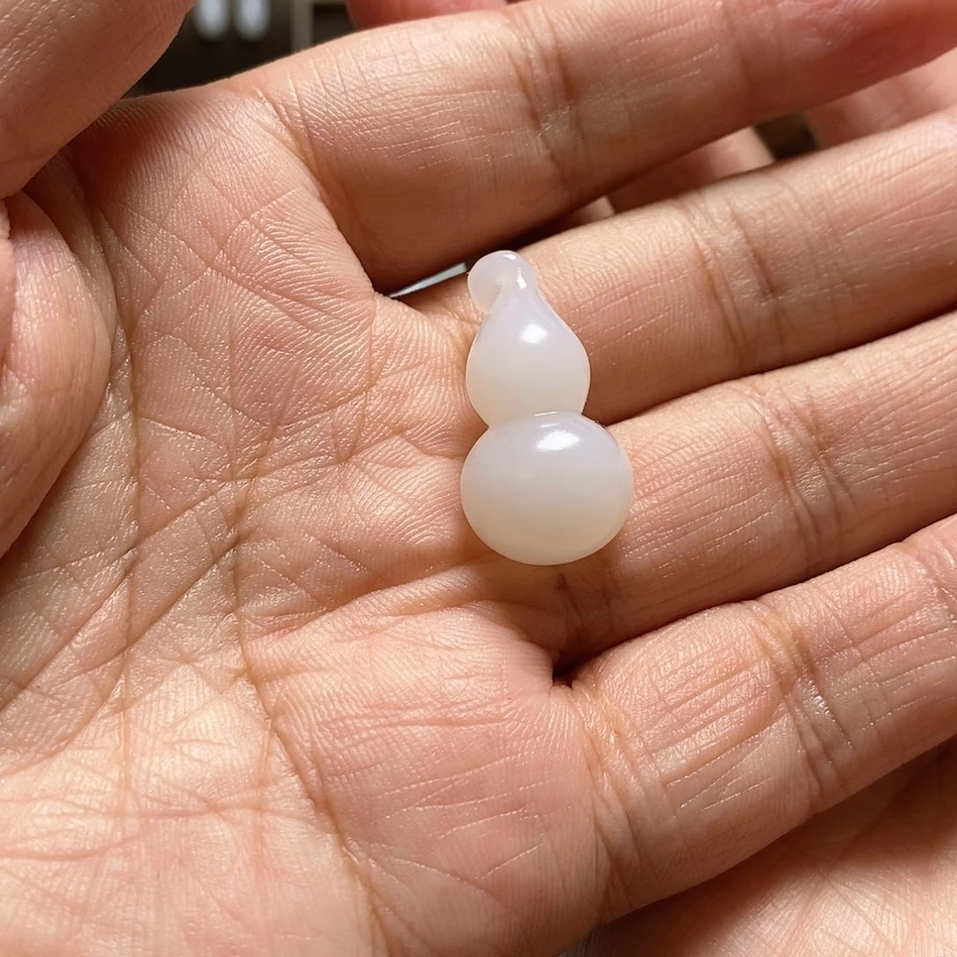 和田玉挂件未镶嵌离***曹