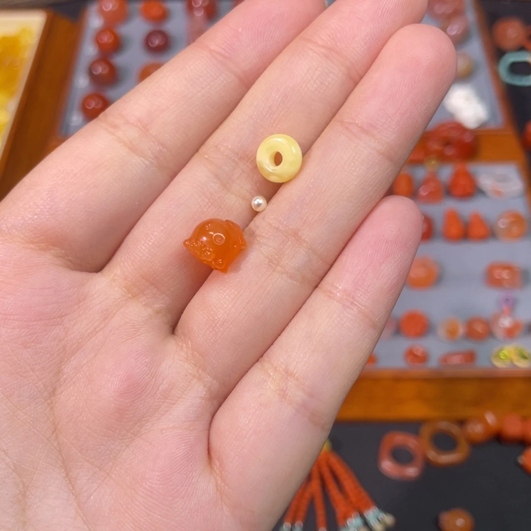 井***南红玛瑙未镶嵌小章鱼