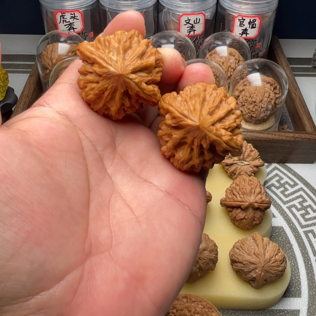 文玩核桃吊坠43精品凹底龙门涧