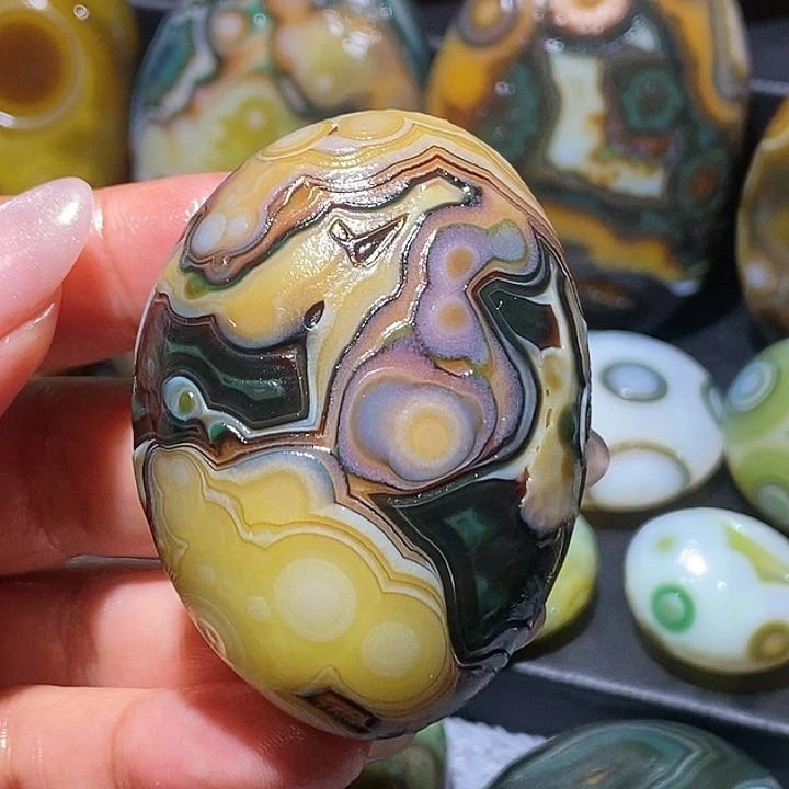 玛瑙/玉髓未镶嵌珠宝奇石41