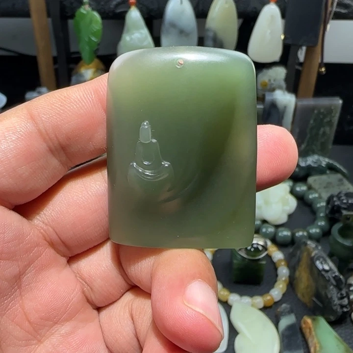 和田玉未镶嵌挂件