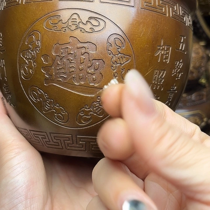 精美铜器，点击下单