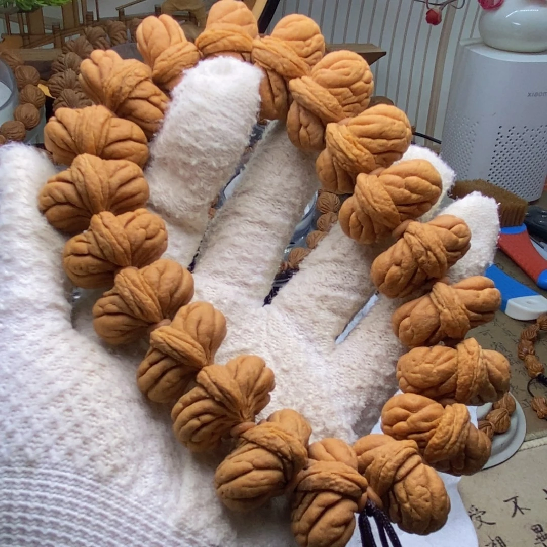 桃核把件无修飞碟帝王龙